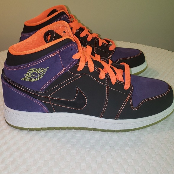 purple space jam jordans